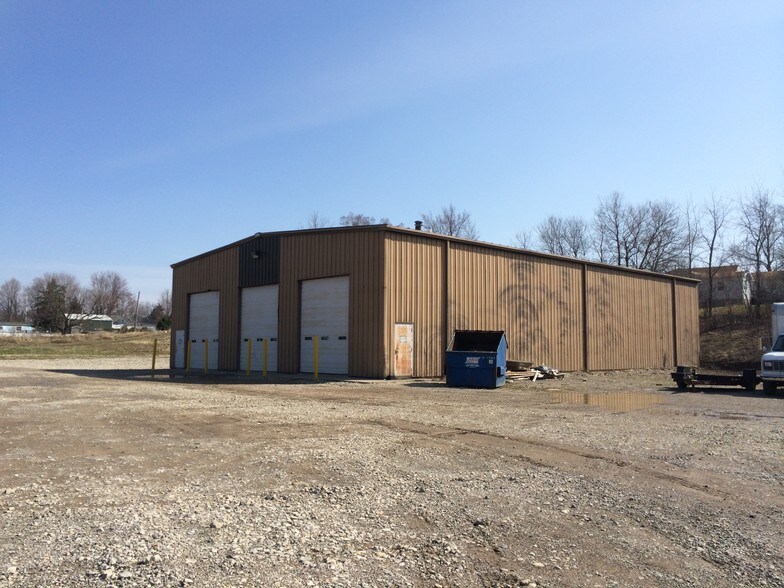 1363 Carlisle Ave, Bellefontaine, OH à vendre - Photo de l’immeuble – Image 3 sur 7