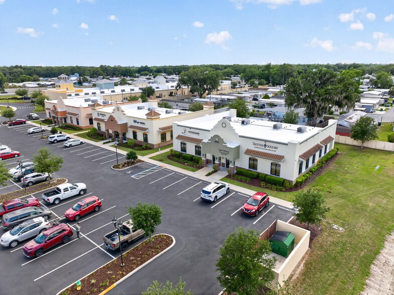 4064 E SR 44, Wildwood, FL à louer - Photo intérieure – Image 2 sur 8