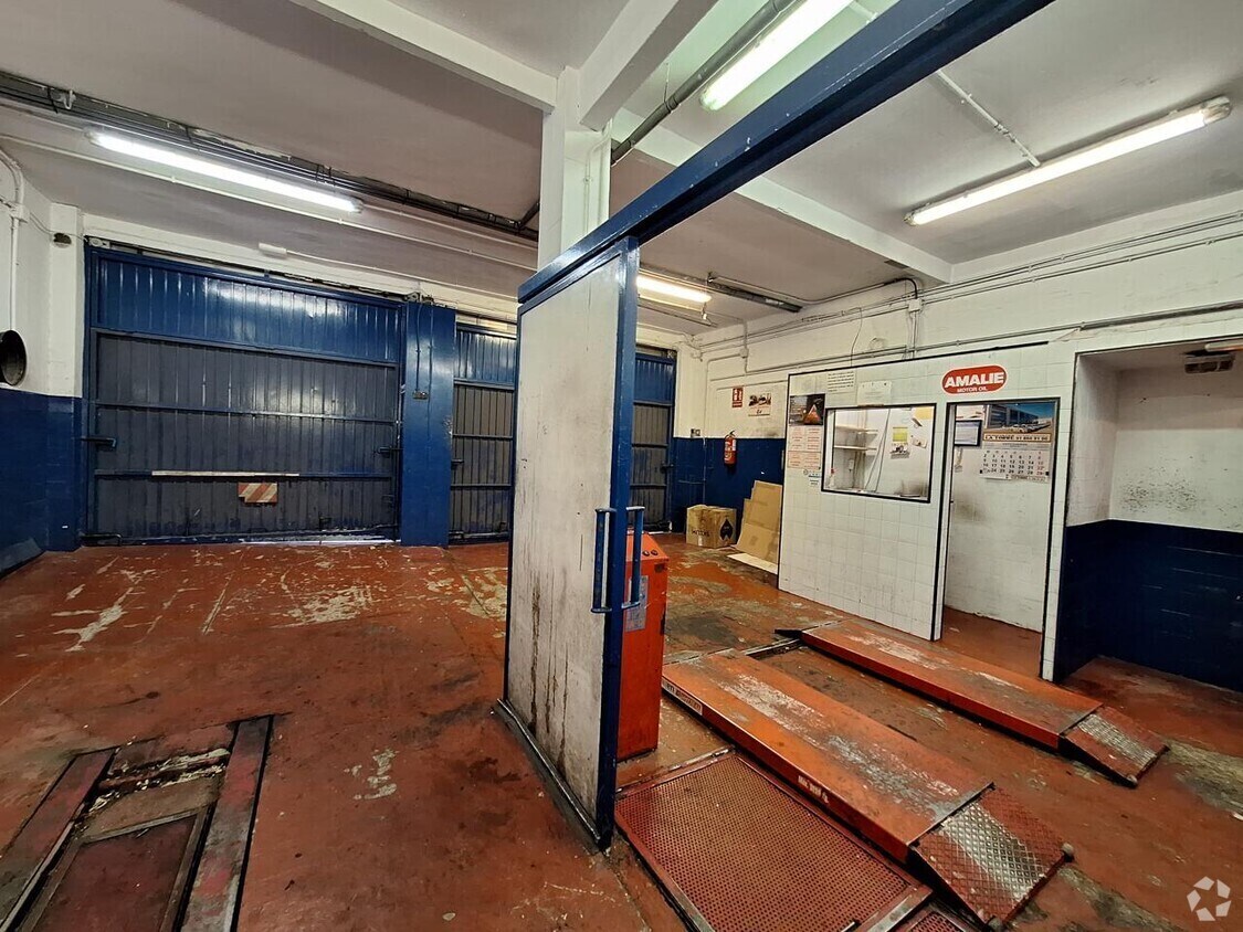 Madrid, MAD 28027 - - - Photo intérieure - Image 1 of 6