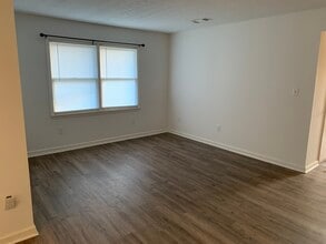 220 Big Run Rd, Lexington, KY à louer Photo intérieure– Image 2 sur 4