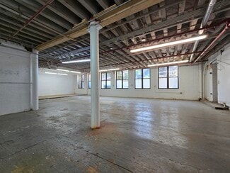 Plus de détails pour 130 Palmetto St, Brooklyn, NY - Industriel/Logistique à louer