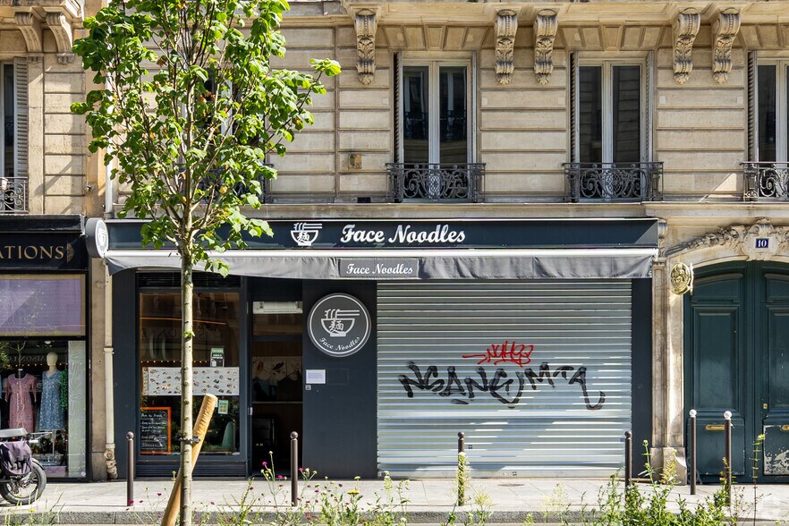 10 Rue De Châteaudun, Paris à louer - Photo de l’immeuble – Image 3 sur 3