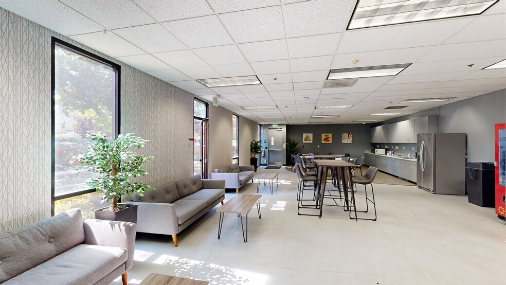 1185 Campbell Ave, San Jose, CA à louer - Numérisation 3D Matterport – Image 2 sur 20
