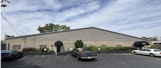 Plus de détails pour 2339 S 43rd St, West Allis, WI - Local commercial à vendre
