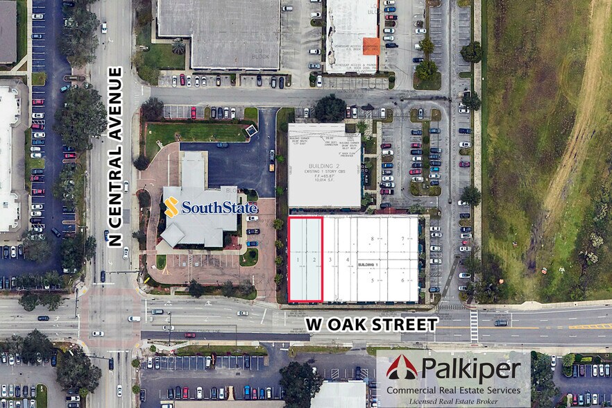 323 W Oak St, Kissimmee, FL à louer - Photo de l’immeuble – Image 3 sur 6
