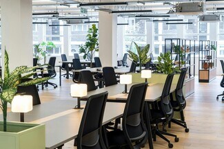 Plus de détails pour 28-42 Banner St, Londres - Bureau à louer