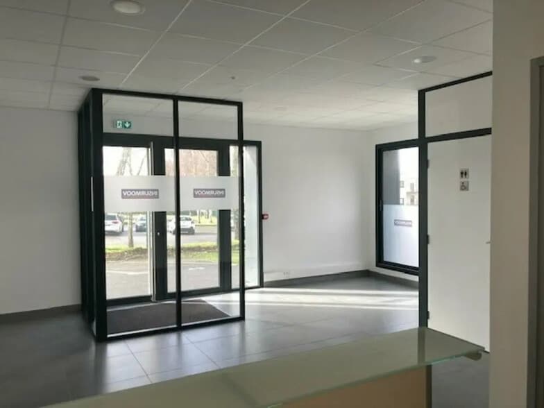Bureau dans Quimper à louer - Photo de l’immeuble – Image 2 sur 9