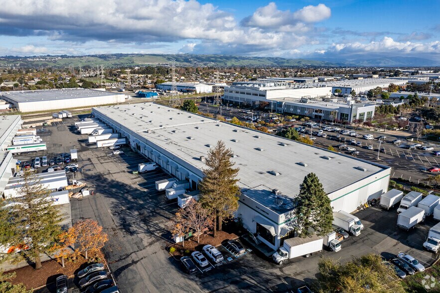 26318-26330 Corporate Ave, Hayward, CA à louer - Aérien – Image 2 sur 6