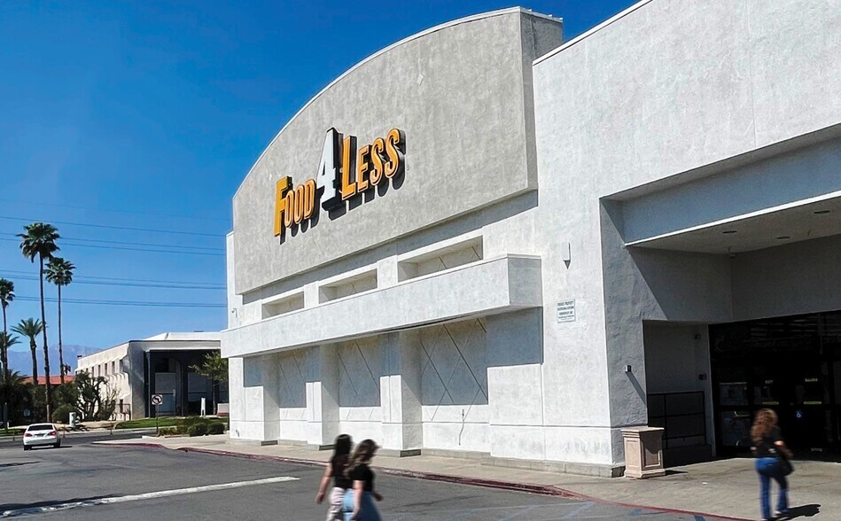 Indio Plaza portefeuille de 6 biens à vendre sur LoopNet.fr - Photo de l’immeuble – Image 2 sur 6