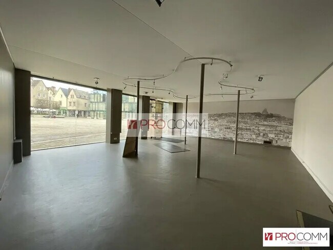 Plus de détails pour Local commercial à louer