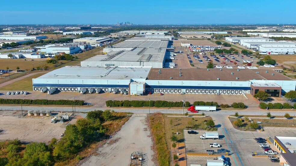 1201 John Burgess Dr, Fort Worth, TX à louer - Vidéo sur l’annonce professionnelle – Image 2 sur 3