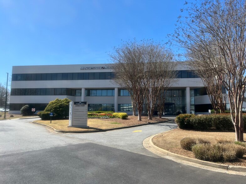 11685 Alpharetta Hwy, Roswell, GA à louer - Photo de l’immeuble – Image 2 sur 6