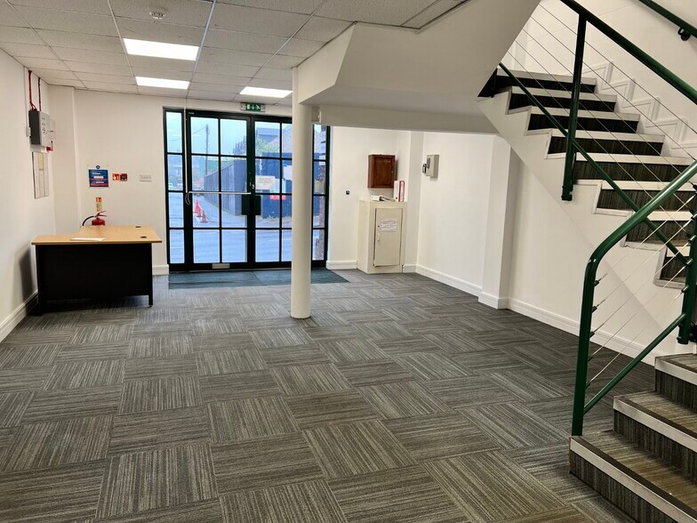 4 Tonbridge Rd, Maidstone à louer - Photo de l’immeuble – Image 3 sur 13