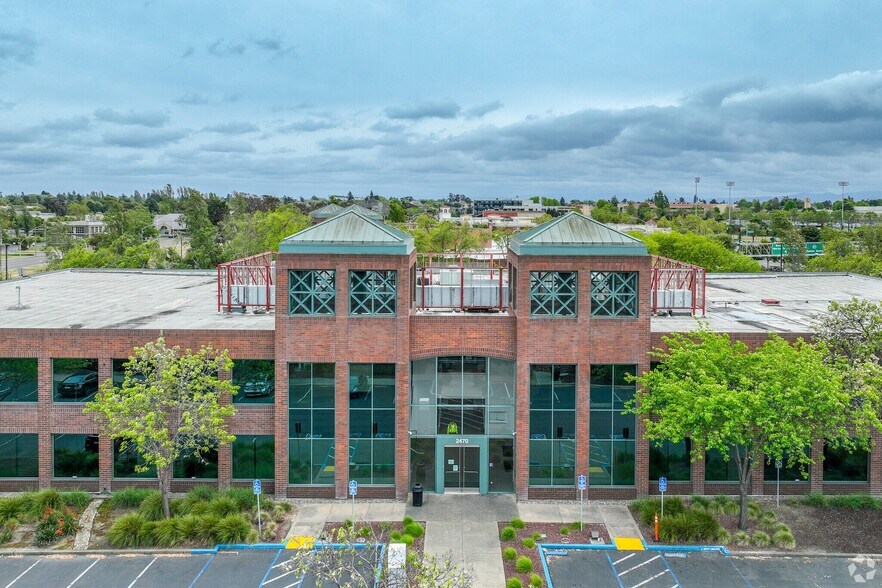 2470 Mariner Square Loop, Alameda, CA à louer - Photo de l’immeuble – Image 2 sur 3