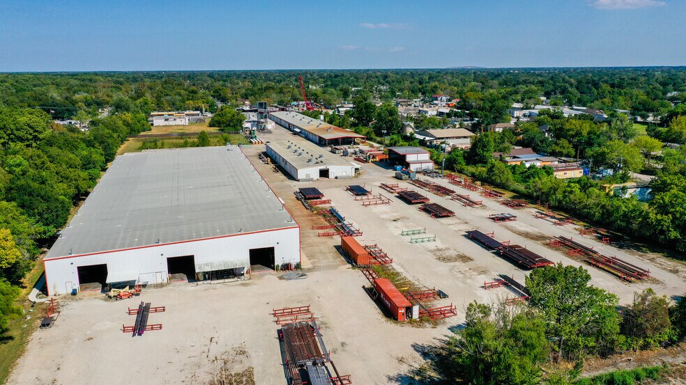 11939 Aldine Westfield Rd, Houston, TX à louer - Photo de l’immeuble – Image 3 sur 11