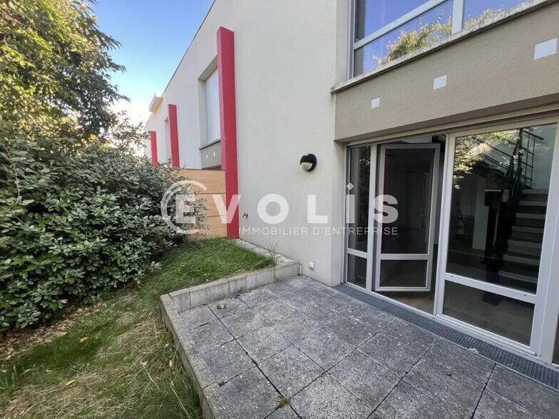 Bureau dans Saint-Maur-des-Fossés à louer - Photo de l’immeuble – Image 2 sur 13