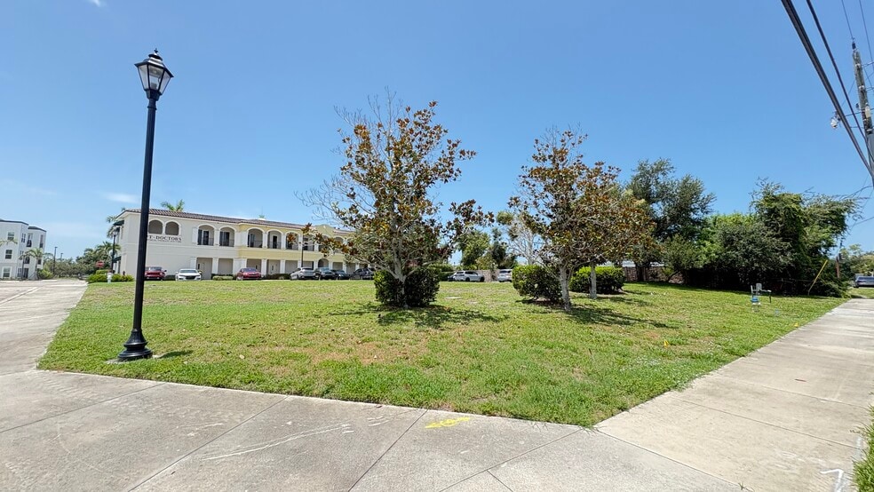 20 E Bay St, Osprey, FL à vendre - Photo de l’immeuble – Image 3 sur 24