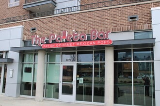 8045 Metcalf Ave, Overland Park, KS à louer Photo intérieure– Image 1 sur 7