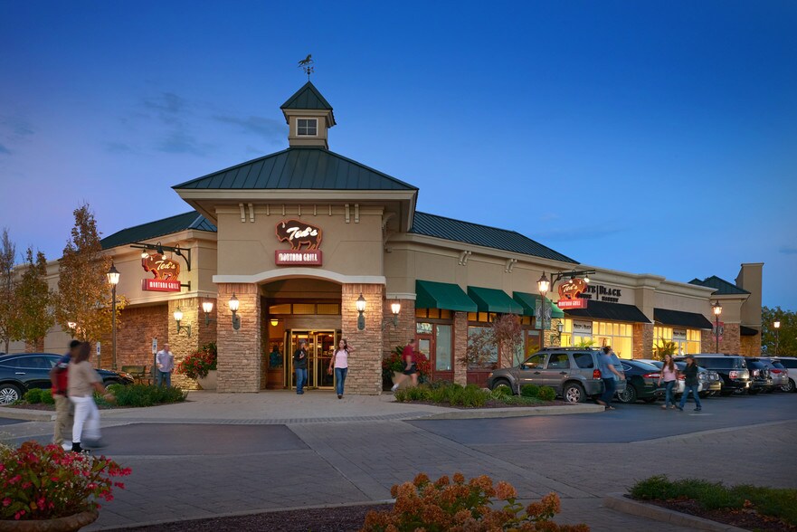 1960-1984 Pavillion Way, Lexington, KY à louer - Photo principale – Image 2 sur 10