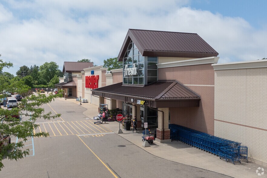 1223 Phoenix St, South Haven, MI à louer - Photo de l’immeuble – Image 2 sur 6