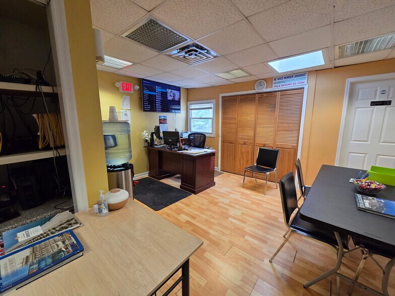 257 Ferry St, Newark, NJ à vendre - Photo intérieure – Image 3 sur 20