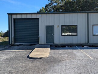 Plus de détails pour 4646 Parkmore Plaza Dr, Milton, FL - Local d'activités à louer