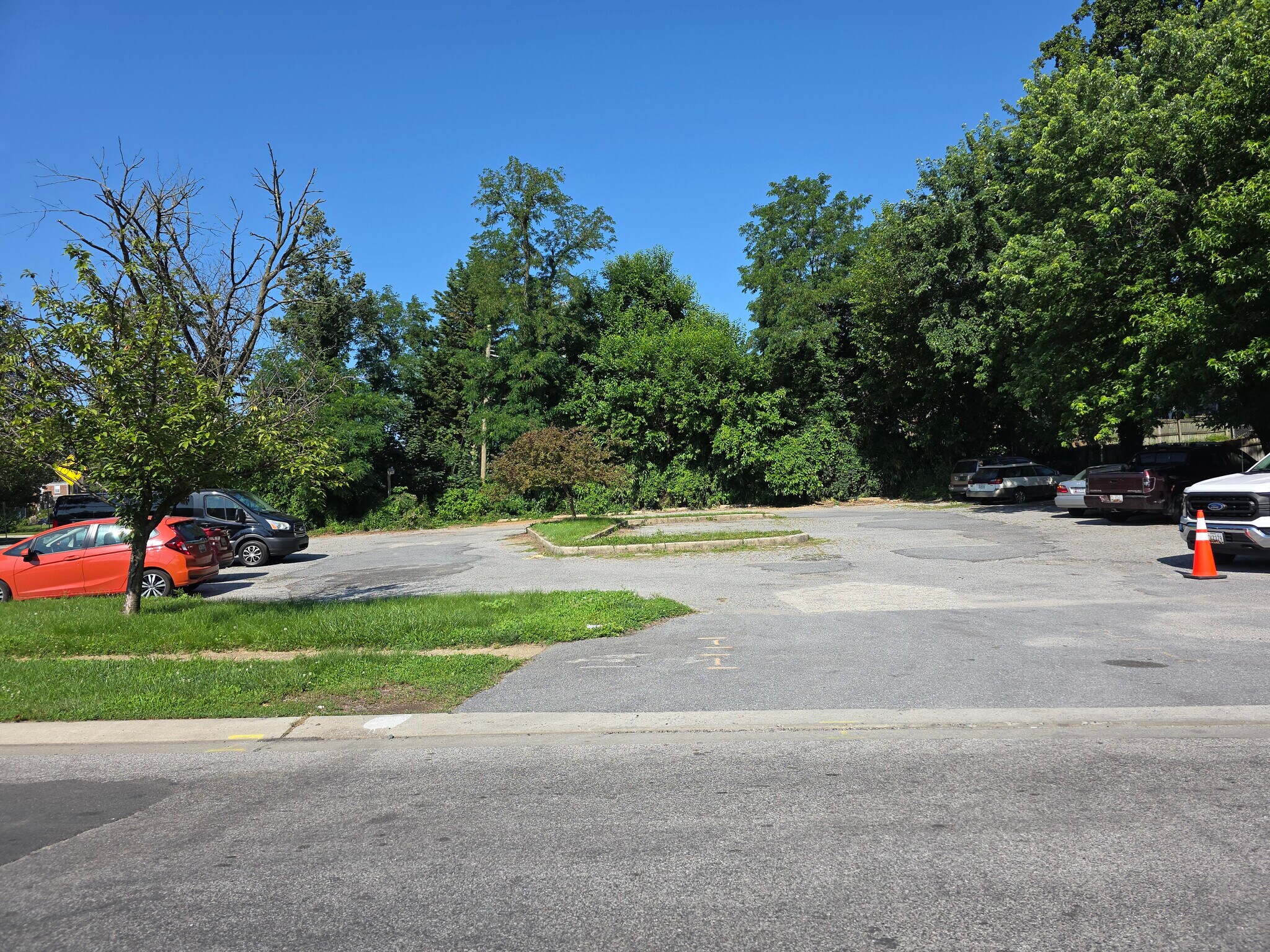 6508 Frederick Rd, Catonsville, MD à vendre Photo principale– Image 1 sur 2