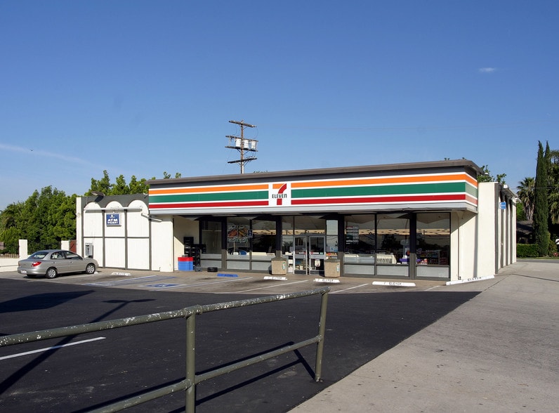 11348 Sunburst St, Lake View Terrace, CA à louer - Photo principale – Image 3 sur 4