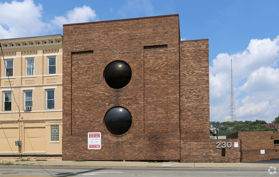 230 Findlay St, Cincinnati, OH à vendre - Photo de l’immeuble – Image 3 sur 31