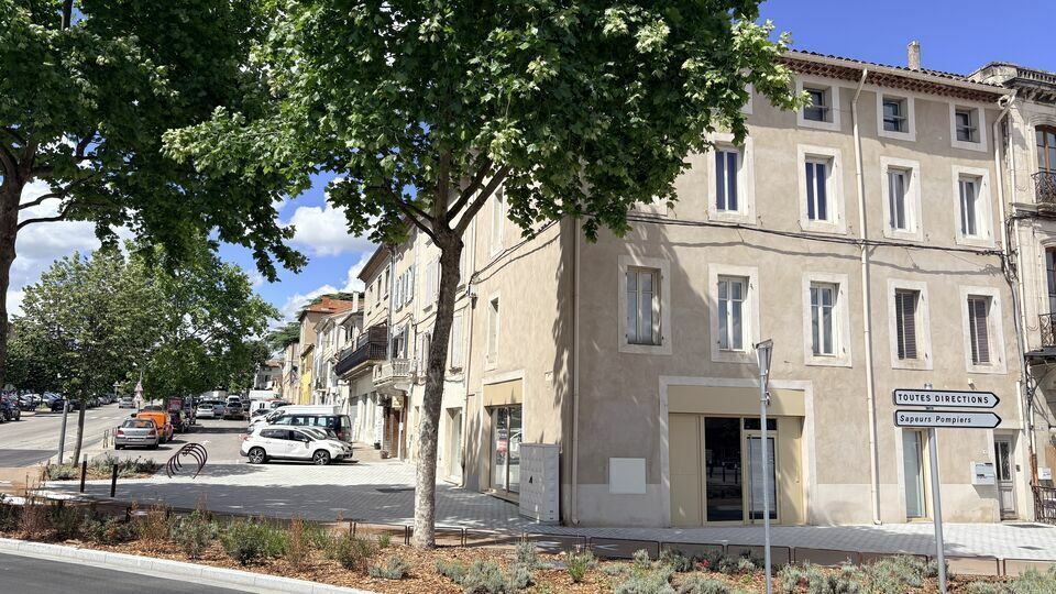 Bureau dans Carpentras à louer Photo de l’immeuble– Image 1 sur 13