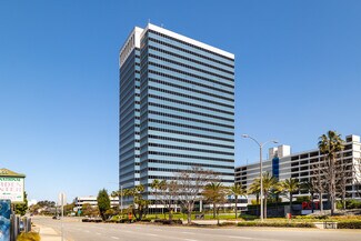 Plus de détails pour 222 N Pacific Coast Hwy, El Segundo, CA - Bureau à louer