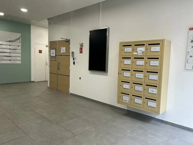 Bureau dans Lyon à louer - Photo de l’immeuble – Image 2 sur 14
