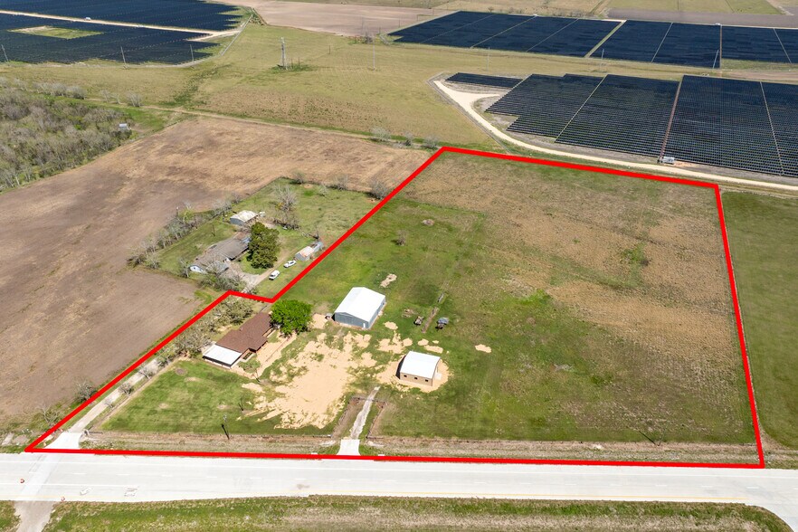 27427 Highway 36, Damon, TX à vendre - Photo de l’immeuble – Image 2 sur 39