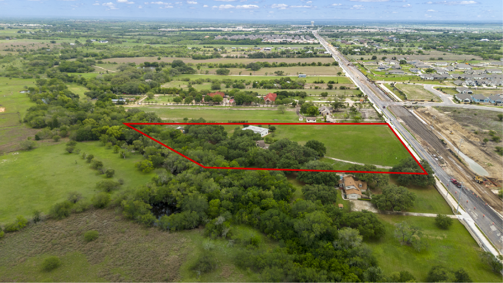 8210 E FM 1518 N, Schertz, TX à vendre - Photo de l’immeuble – Image 2 sur 35