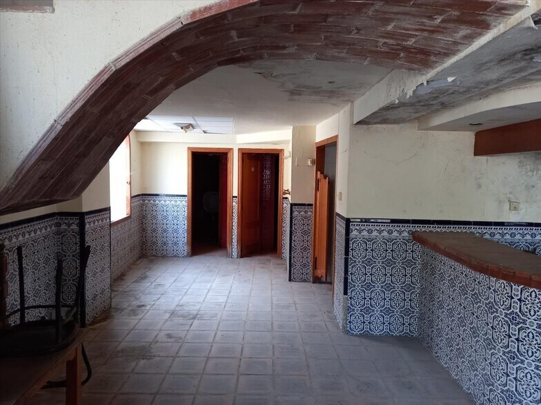Local commercial dans CASTELLÓN DE LA PLANA à vendre - Photo de l’immeuble – Image 3 sur 13