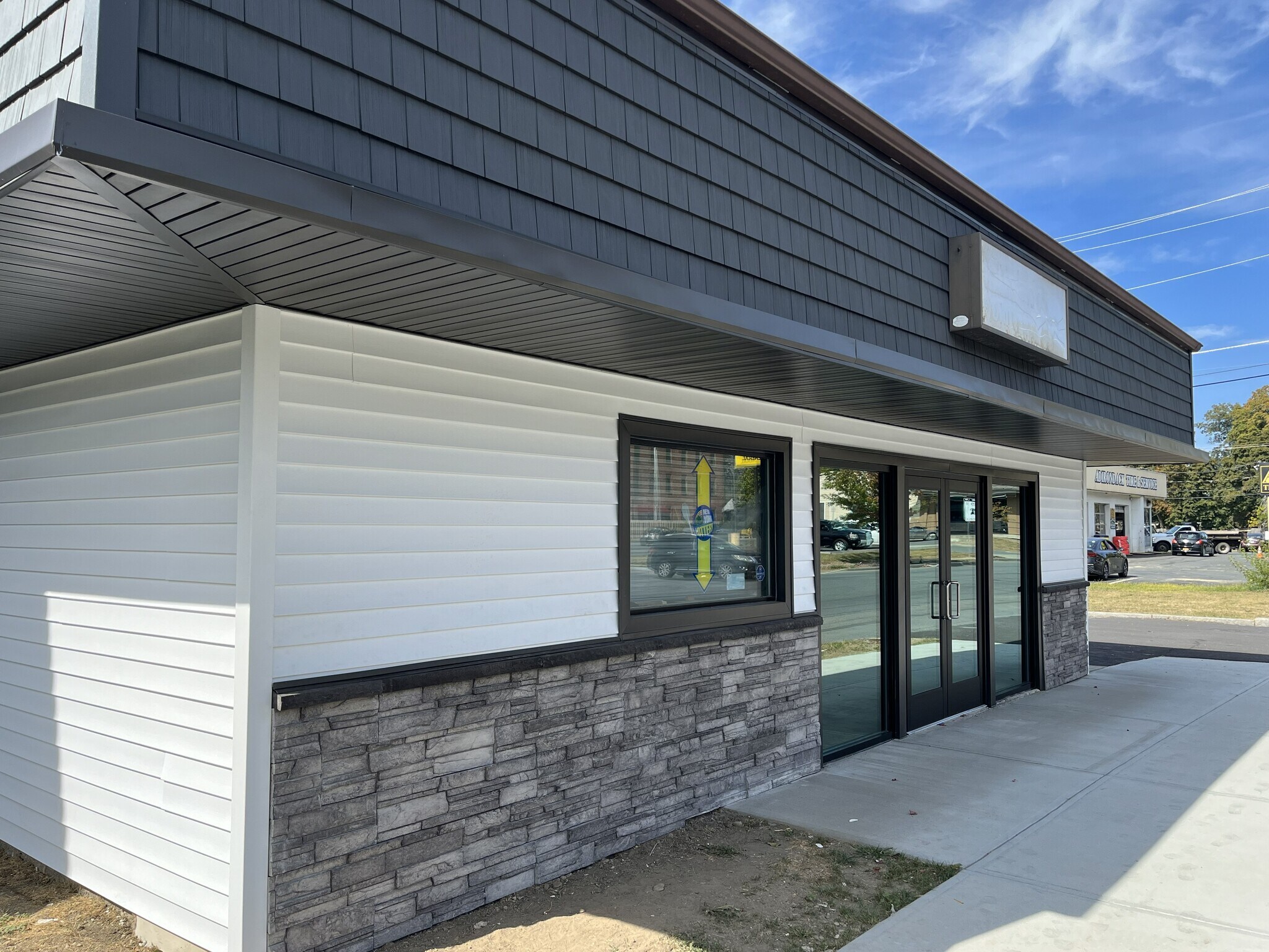 369 2nd Ave, Troy, NY à louer Photo principale– Image 1 sur 4