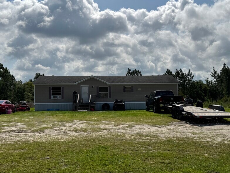 1940 Danielle Dr, Waycross, GA à vendre - Photo de l’immeuble – Image 2 sur 15