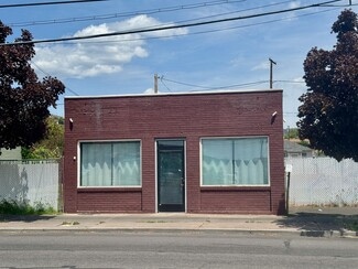 Plus de détails pour 253 E Main St, Klamath Falls, OR - Local commercial à vendre