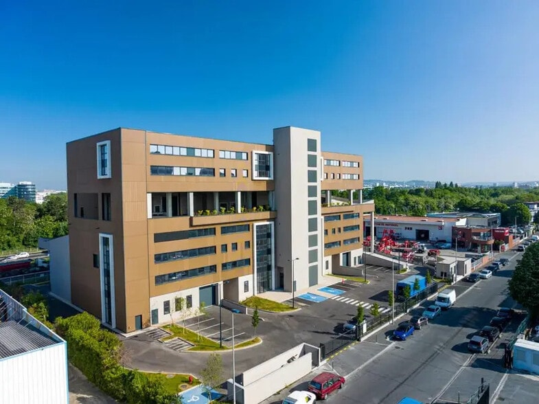 32 Rue De Seine, Colombes à louer - Photo de l’immeuble – Image 1 sur 14