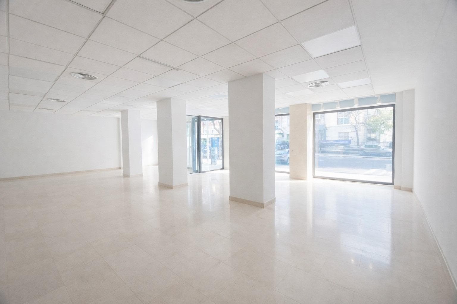 Bureaux/Local commercial dans Madrid, Madrid à louer Photo principale– Image 1 sur 3