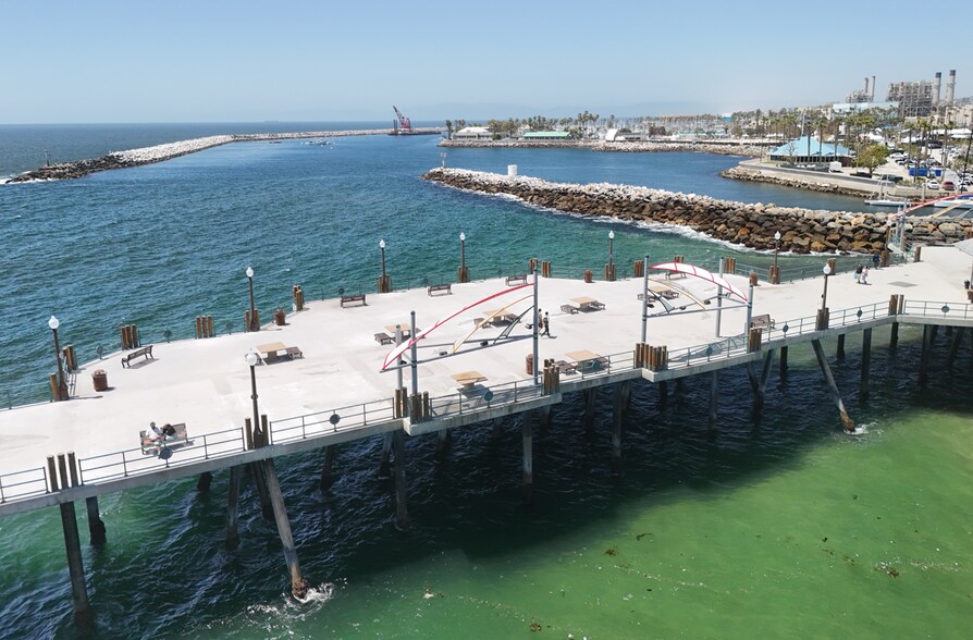 Redondo Beach Pier Pad 2, Redondo Beach, CA à louer - Photo de l’immeuble – Image 2 sur 4