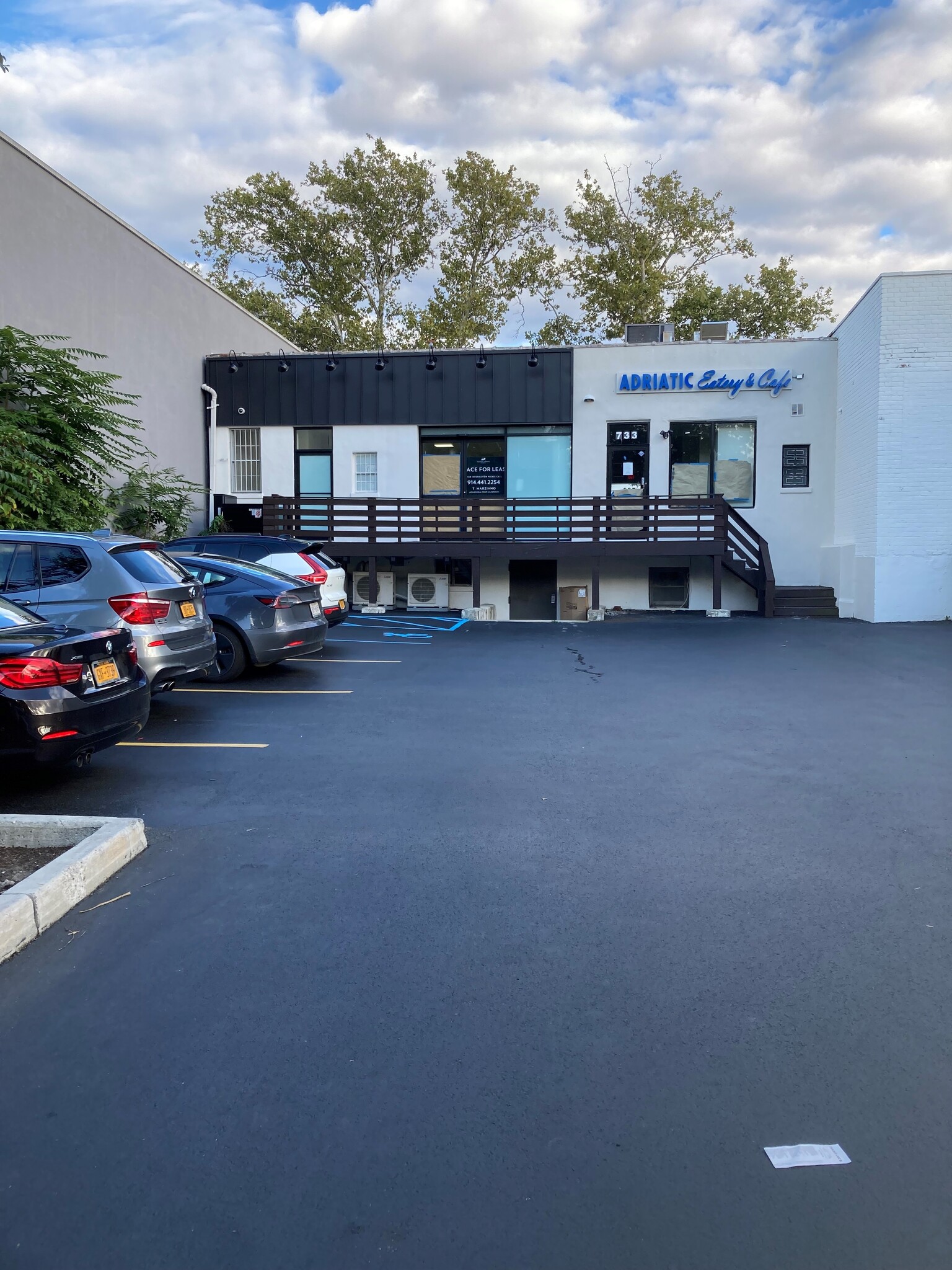 733 White Plains Rd, Scarsdale, NY à louer Photo principale– Image 1 sur 14