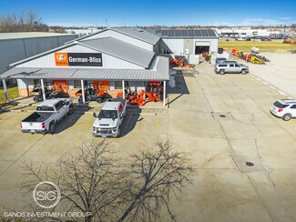 Plus de détails pour 1716 E Hamilton Rd, Bloomington, IL - Local commercial à vendre