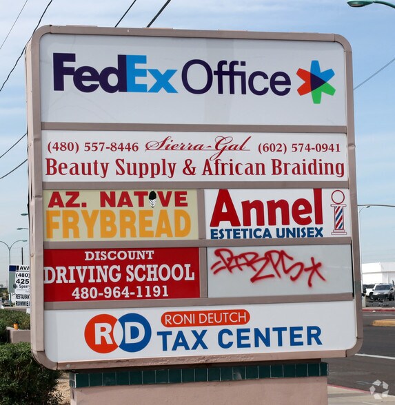 1437 E Main St, Mesa, AZ à louer - Photo de l’immeuble – Image 3 sur 4