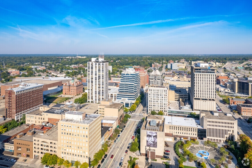 401 Main St, Peoria, IL à vendre - Aérien – Image 3 sur 5