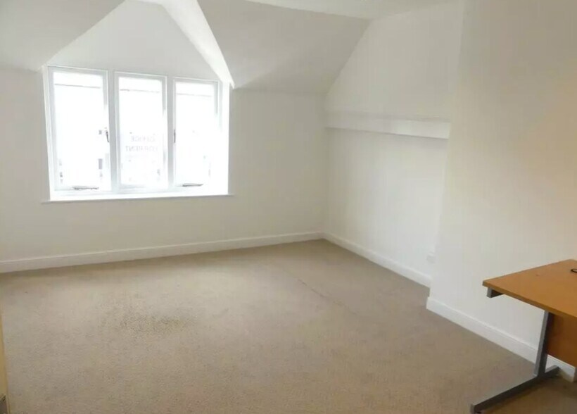 24 High St, Malmesbury à louer - Photo intérieure – Image 3 sur 5