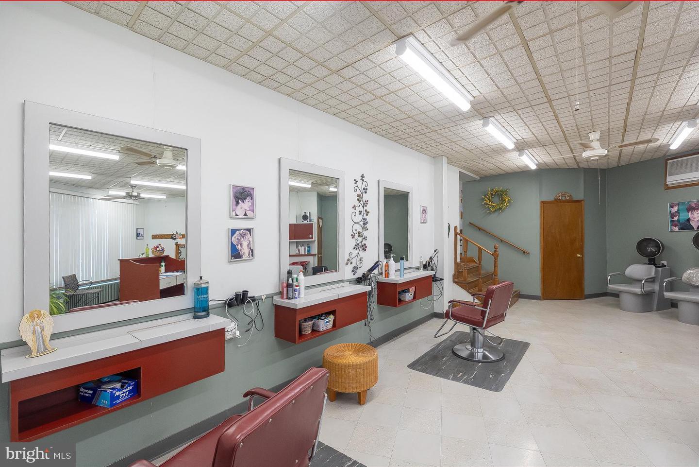 219 S Broadway, Gloucester City, NJ à louer Photo intérieure– Image 1 sur 5