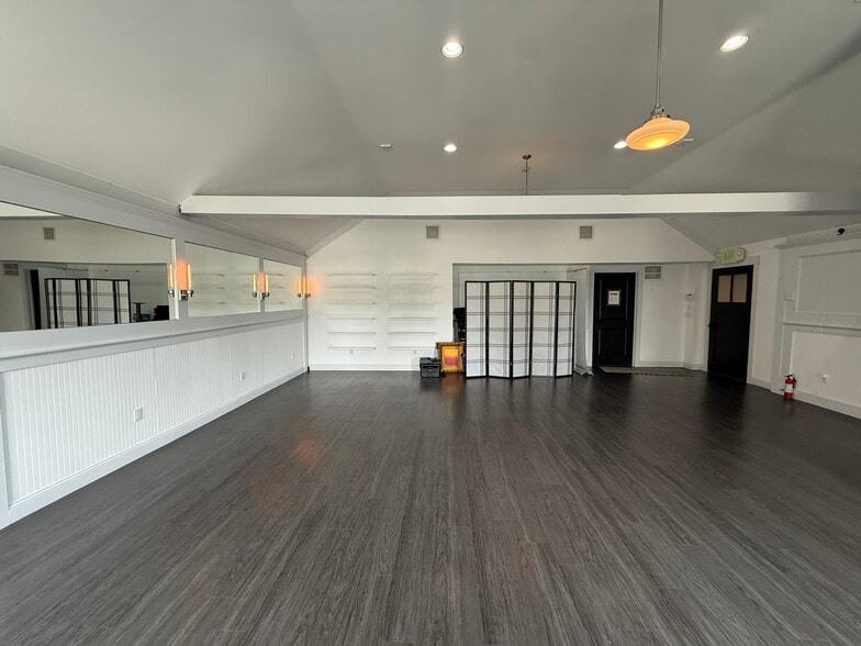 18 Park St, Andover, MA à louer - Photo intérieure – Image 2 sur 9