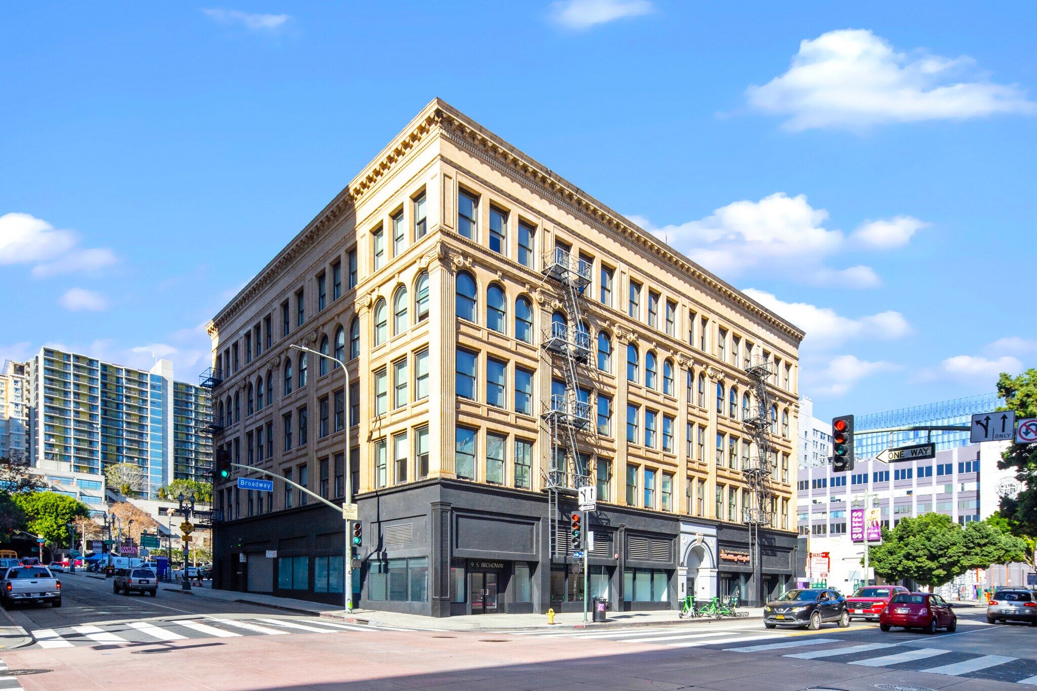 249-259 S Broadway, Los Angeles, CA à louer Photo principale– Image 1 sur 8