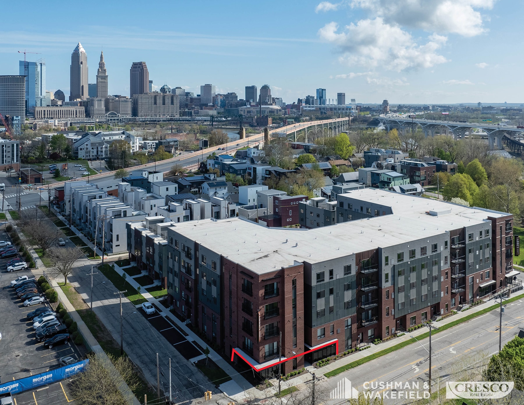 1910 Abbey Ave, Cleveland, OH à louer Photo de l’immeuble– Image 1 sur 10